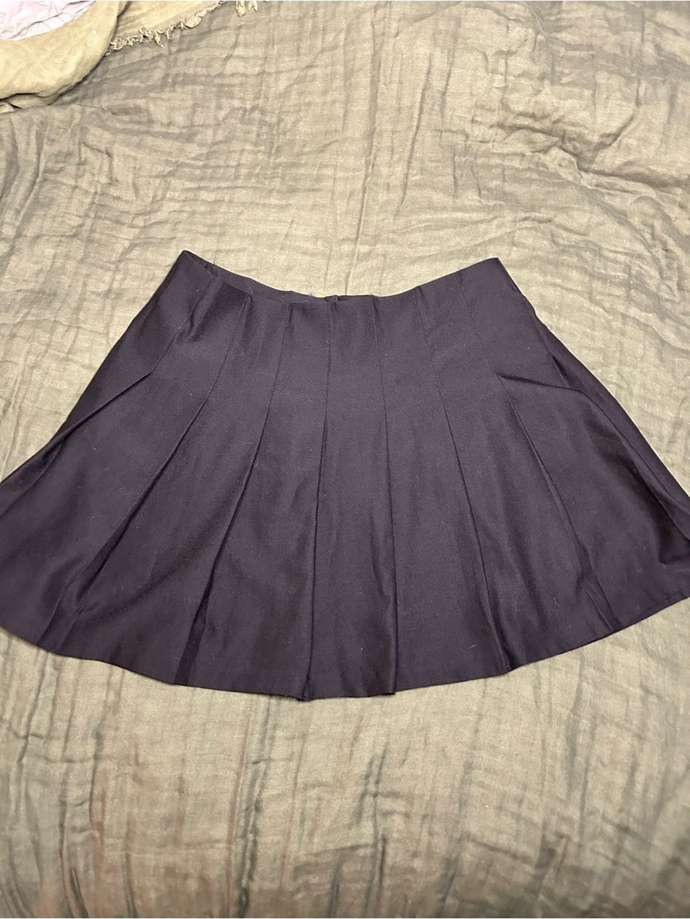 Women's Black Pleated Skirt